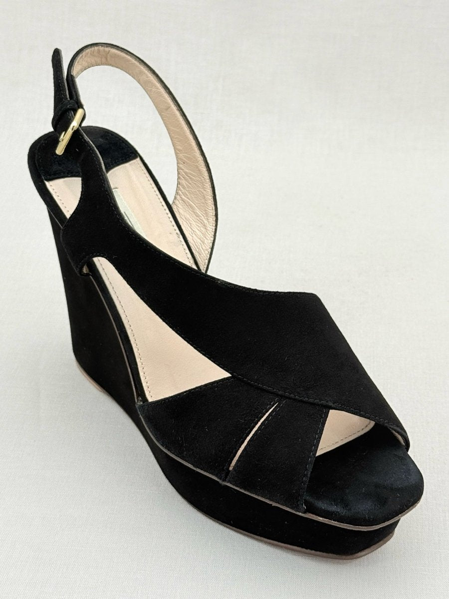 Pre - loved UTERQUE Black Size EU 41 Wedges at Reems Closet