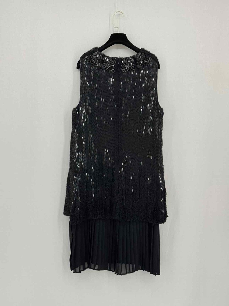 Pre - loved VALENTINO Black Pleated Size US 10 Knee Length Dress at Reems Closet