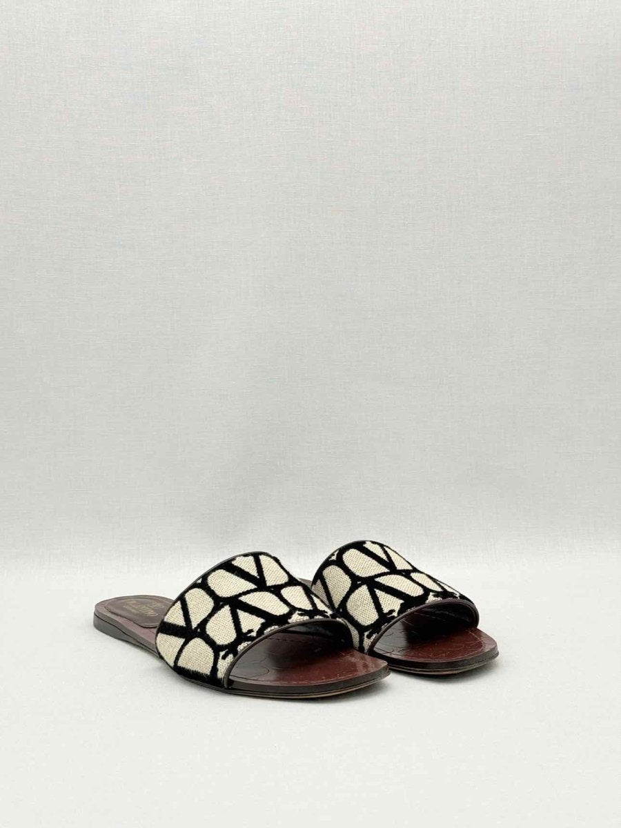 Pre-loved VALENTINO GARAVANI Beige & Brown Size EU 37.5 Sandals at Reems Closet