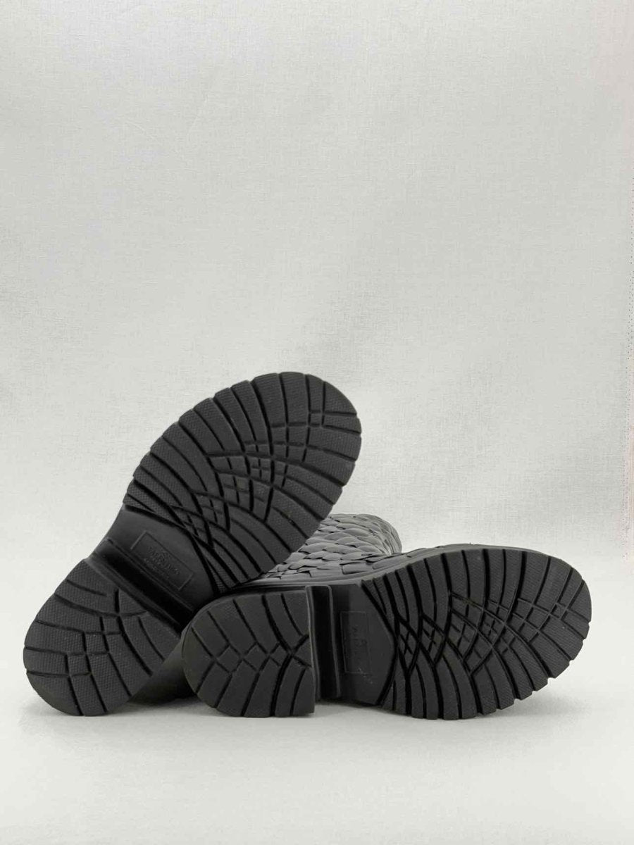 Pre - loved VALENTINO GARAVANI Black Size EU 39 Knee High Boots at Reems Closet