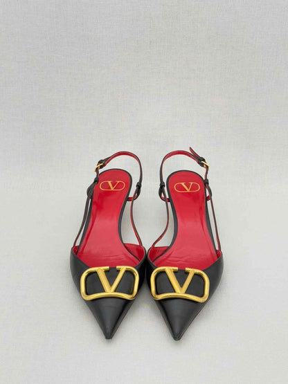 Pre - loved VALENTINO GARAVANI Black Size EU 39 Pumps at Reems Closet