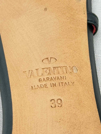 Pre - loved VALENTINO GARAVANI Black Size EU 39 Pumps at Reems Closet