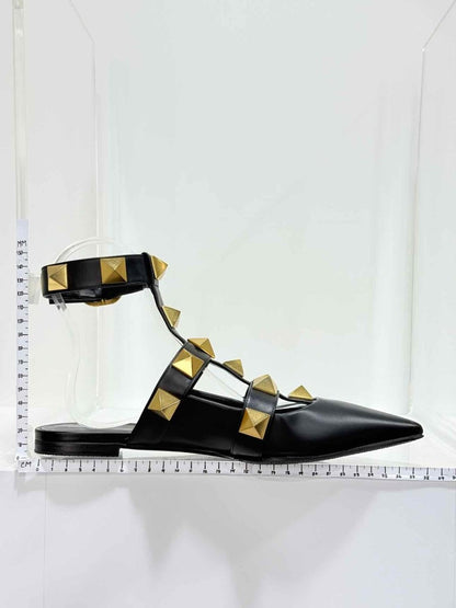 Pre-loved VALENTINO GARAVANI Black Size EU 39.5 Flats at Reems Closet