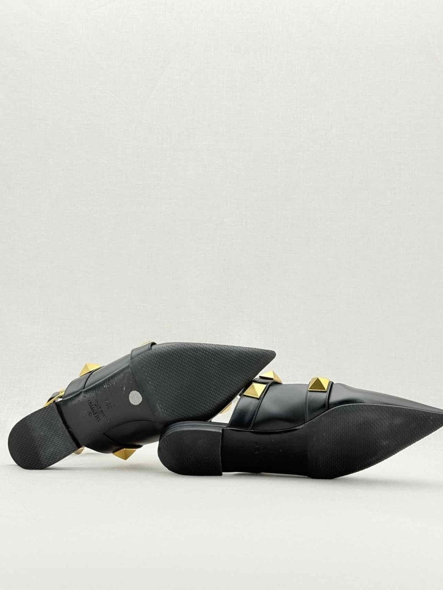 Pre-loved VALENTINO GARAVANI Black Size EU 39.5 Flats at Reems Closet