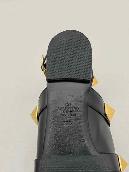Pre-loved VALENTINO GARAVANI Black Size EU 39.5 Flats at Reems Closet