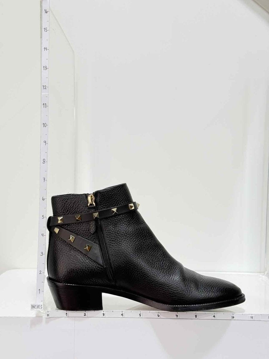 Pre - loved VALENTINO GARAVANI Black Size EU 40.5 Ankle Boots at Reems Closet