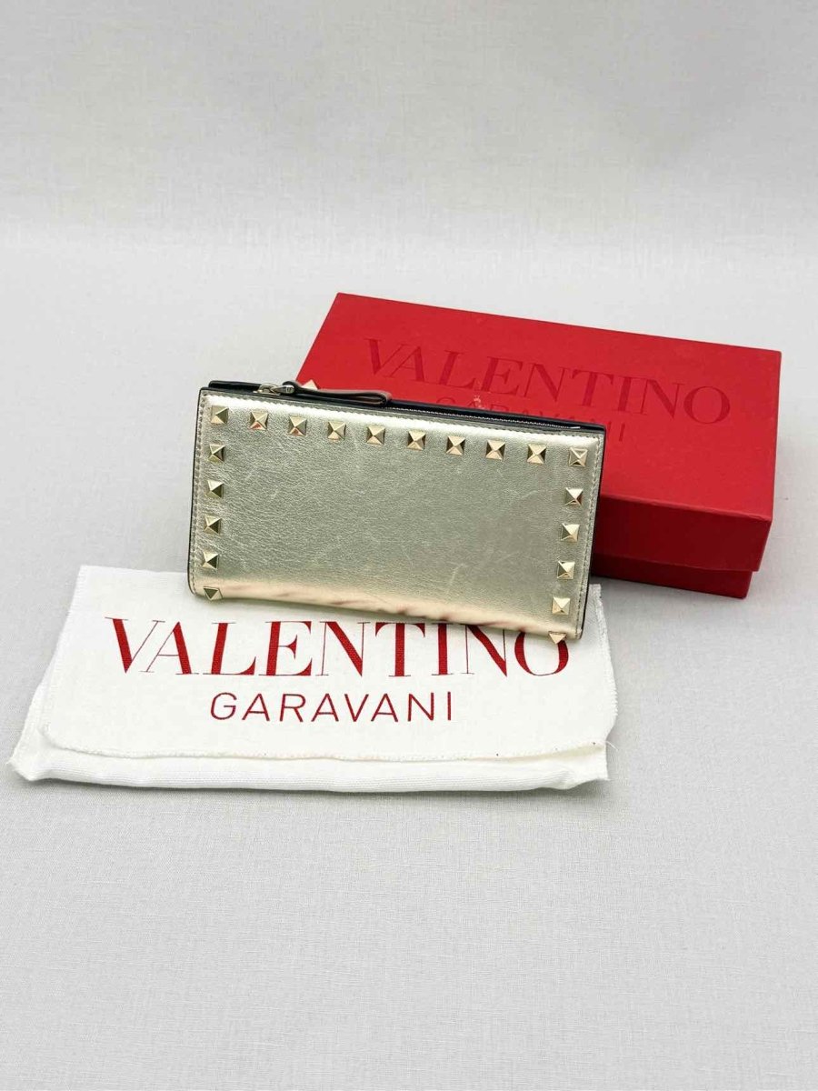 Pre - loved VALENTINO GARAVANI Gold Compact Wallet at Reems Closet