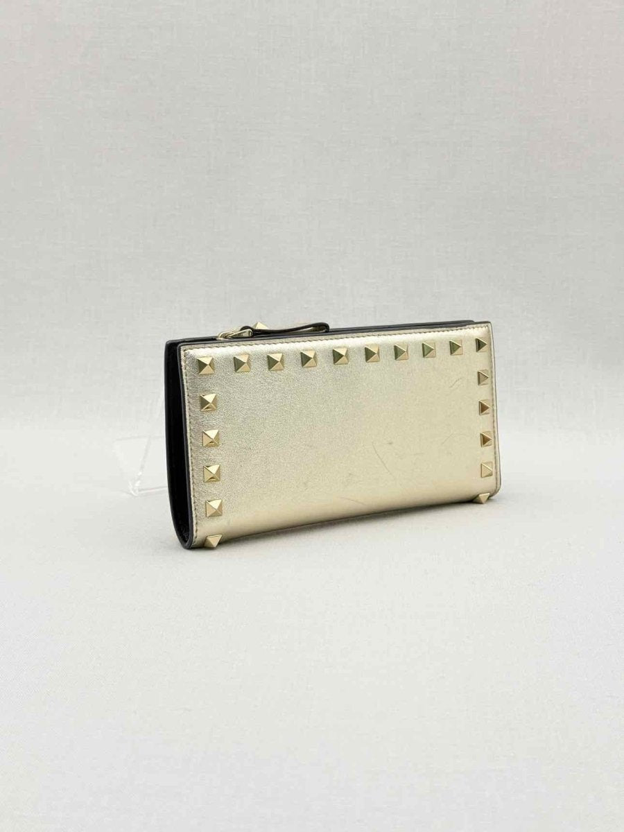 Pre - loved VALENTINO GARAVANI Gold Compact Wallet at Reems Closet
