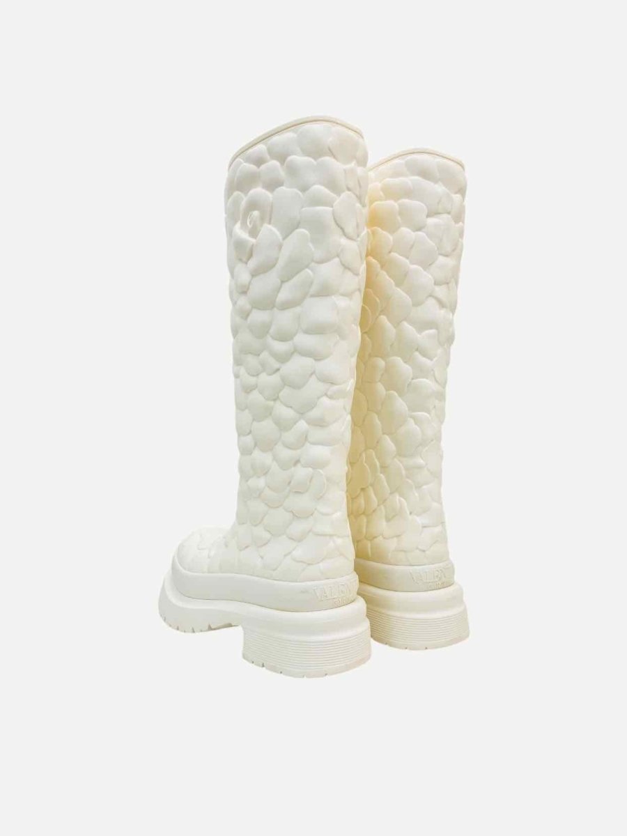 Pre - loved VALENTINO GARAVANI Off - white Size EU 41 Knee High Boots at Reems Closet