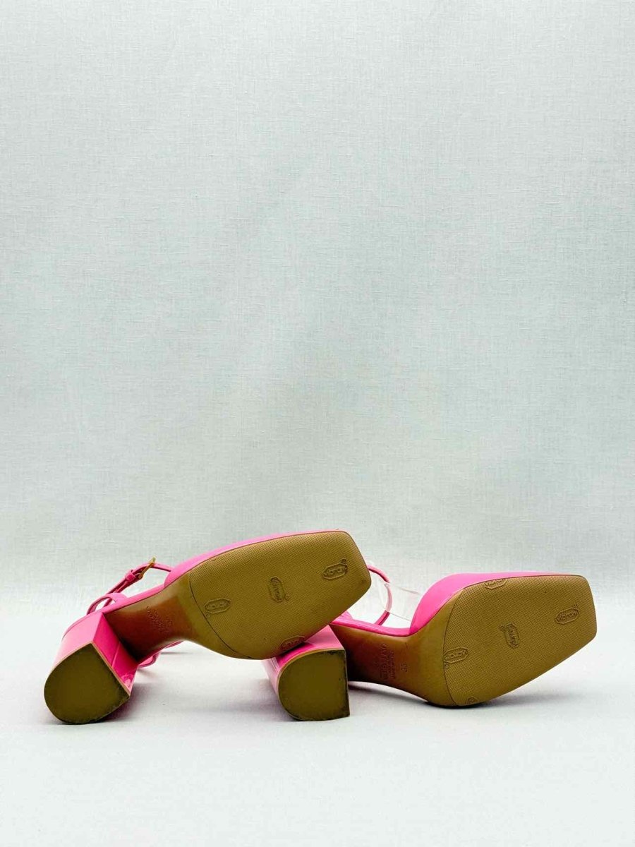 Pre-loved VALENTINO GARAVANI One Stud Pink Size EU 35 Pumps at Reems Closet