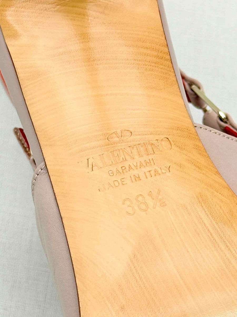 Pre-loved VALENTINO GARAVANI Pale Pink Size EU 38.5 Pumps at Reems Closet