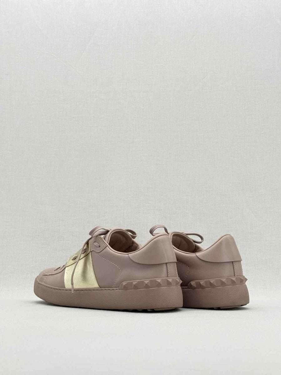 Pre - loved VALENTINO GARAVANI Pale Pink Size EU 40 Sneakers at Reems Closet