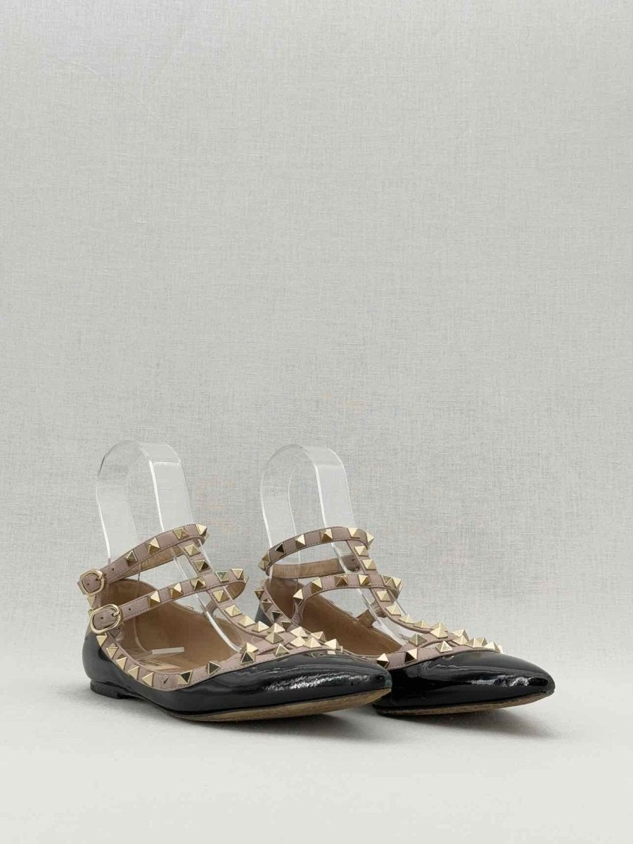 Pre - loved VALENTINO GARAVANI Rockstud Black Size EU 38.5 Flats at Reems Closet