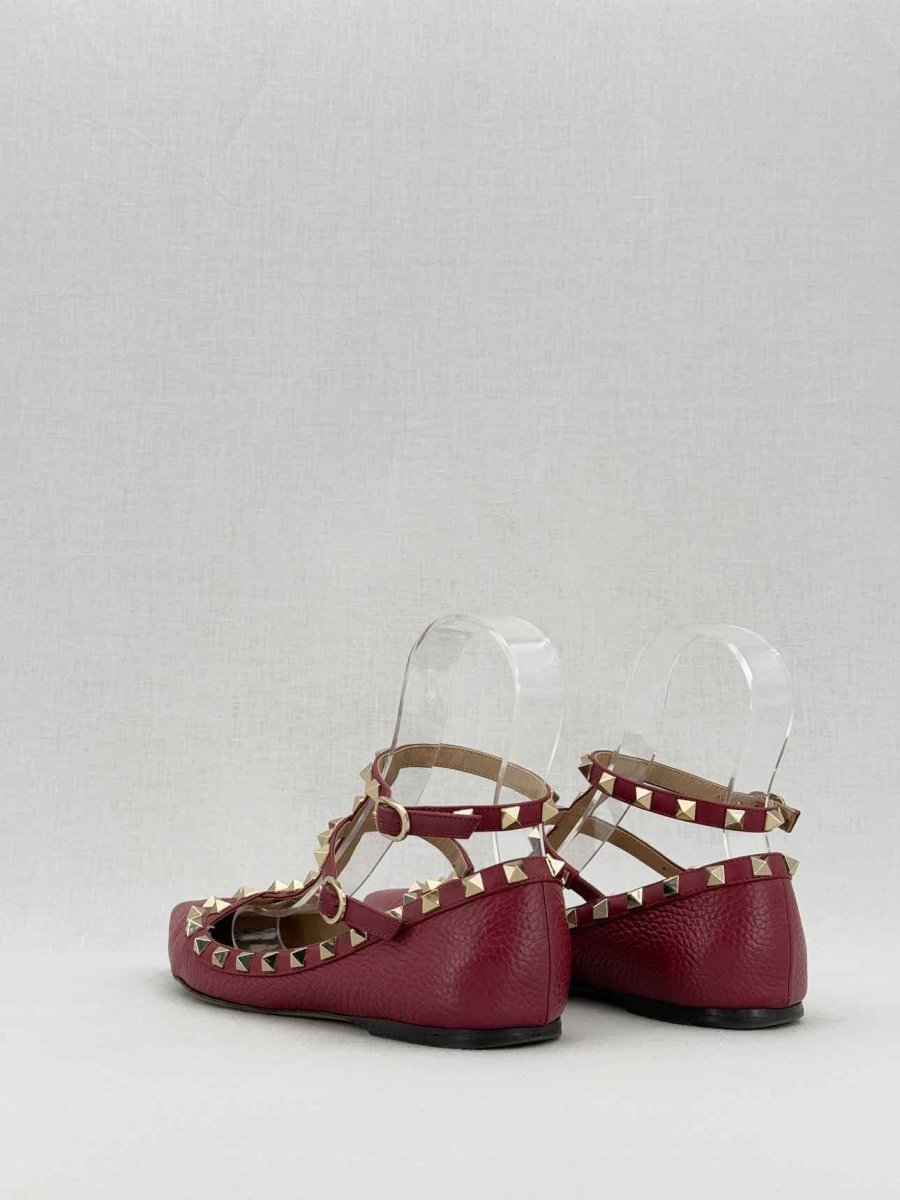 Pre - loved VALENTINO GARAVANI Rockstud Burgundy Size EU 38.5 Flats at Reems Closet