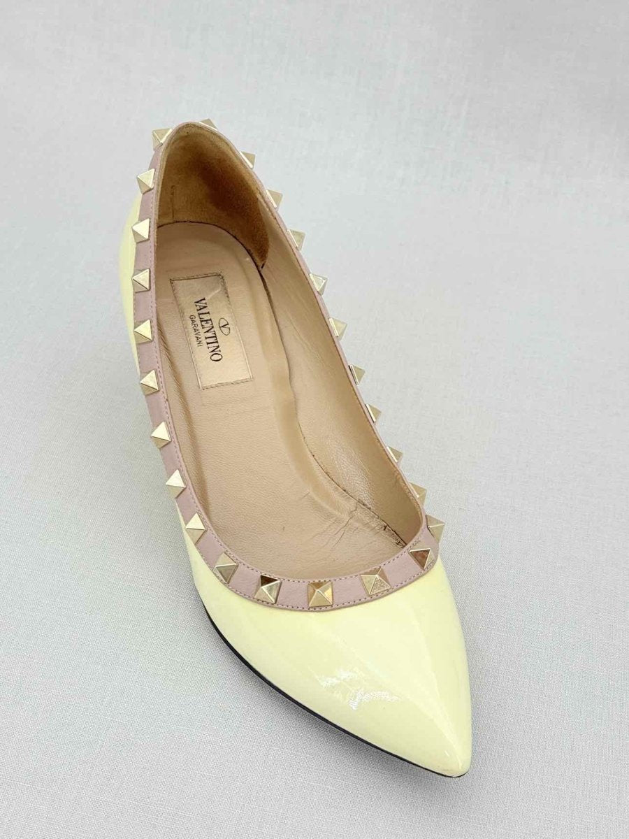 Pre-loved VALENTINO GARAVANI Rockstud Yellow Size EU 36 Wedges at Reems Closet