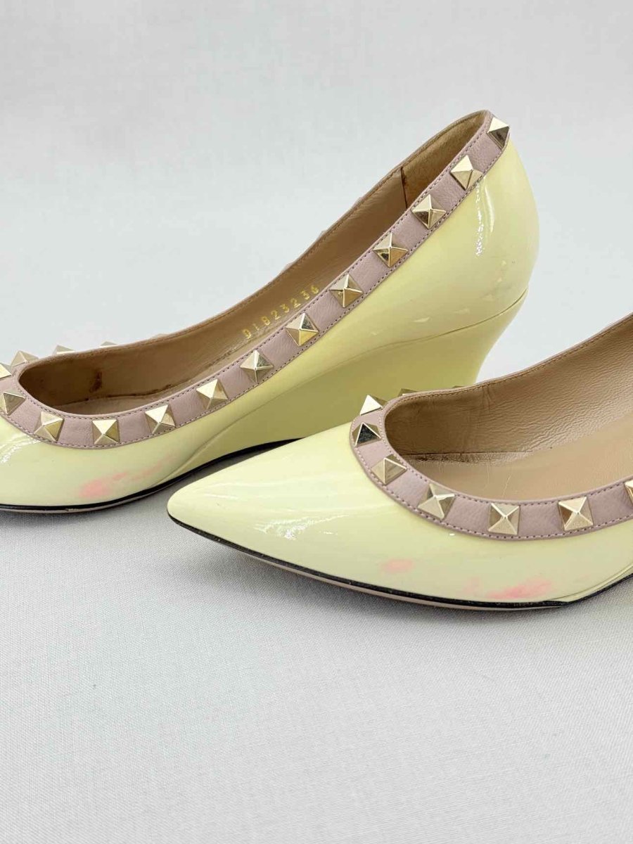 Pre-loved VALENTINO GARAVANI Rockstud Yellow Size EU 36 Wedges at Reems Closet