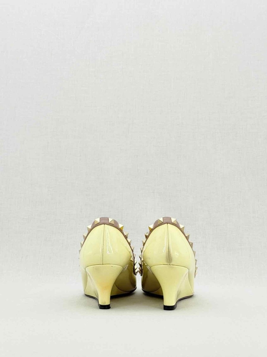 Pre-loved VALENTINO GARAVANI Rockstud Yellow Size EU 36 Wedges at Reems Closet