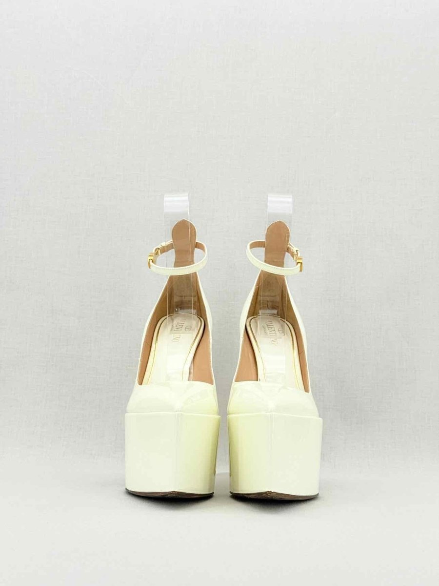 Pre - loved VALENTINO GARAVANI Tango Cream Size EU 37 Pumps at Reems Closet