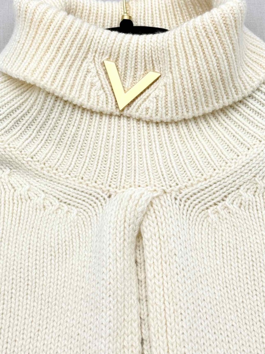Pre - loved VALENTINO GARAVANI VLogo Cream Size Medium Poncho at Reems Closet