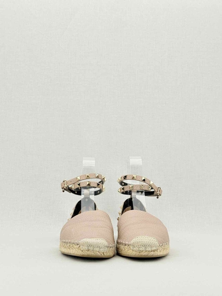 Pre - loved VALENTINO Rockstud Beige Size EU 38 Flats at Reems Closet
