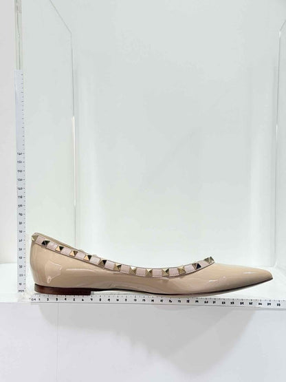 Pre - loved VALENTINO Rockstud Beige Size EU 39 Flats at Reems Closet