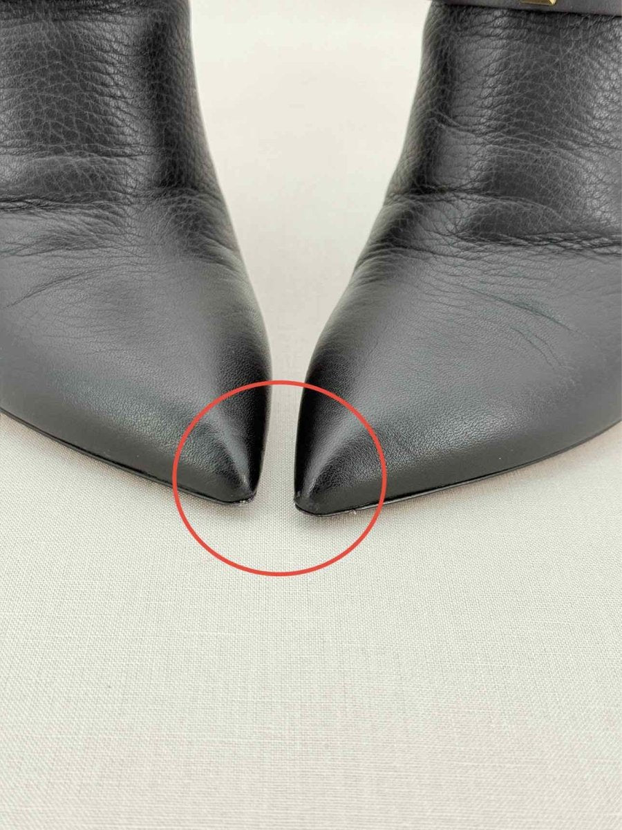 Pre - loved VALENTINO Rockstud Black Size EU 38 Ankle Boots at Reems Closet