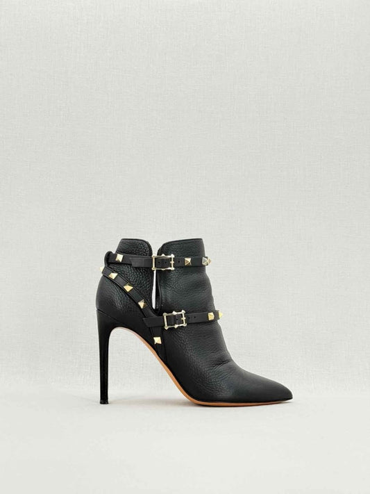 Pre - loved VALENTINO Rockstud Black Size EU 38 Ankle Boots at Reems Closet