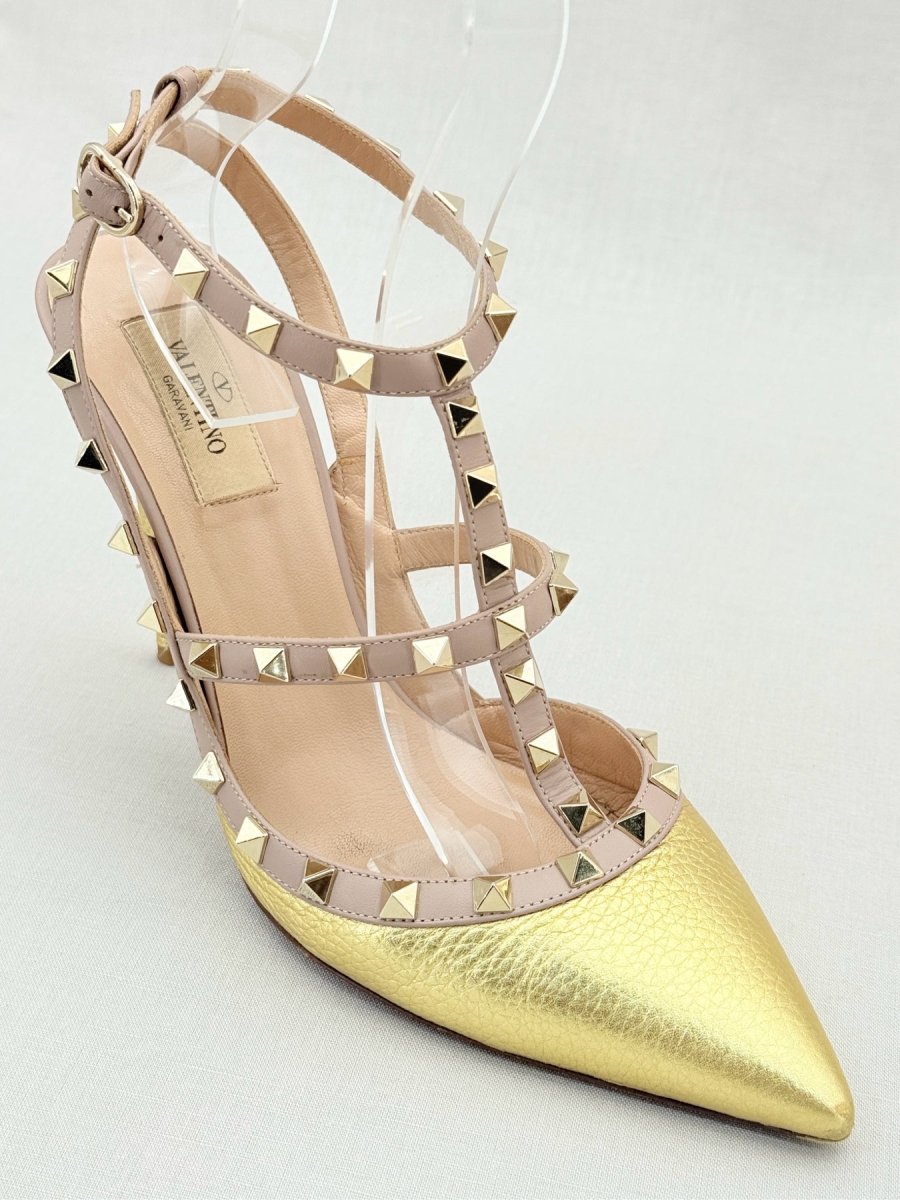 Pre - loved VALENTINO Rockstud Gold Size EU 40.5 Pumps at Reems Closet