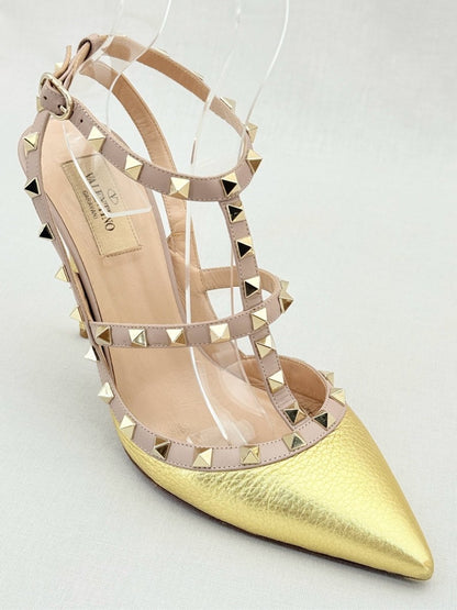 Pre - loved VALENTINO Rockstud Gold Size EU 40.5 Pumps at Reems Closet