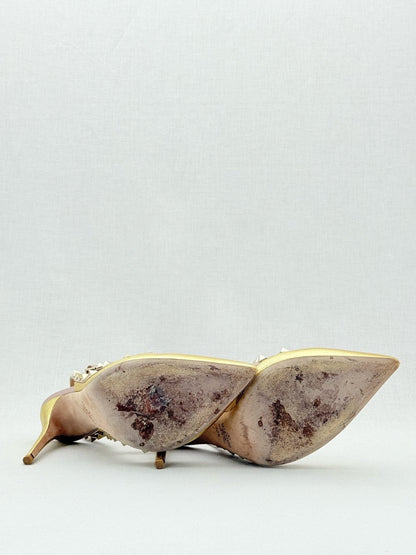 Pre - loved VALENTINO Rockstud Gold Size EU 40.5 Pumps at Reems Closet