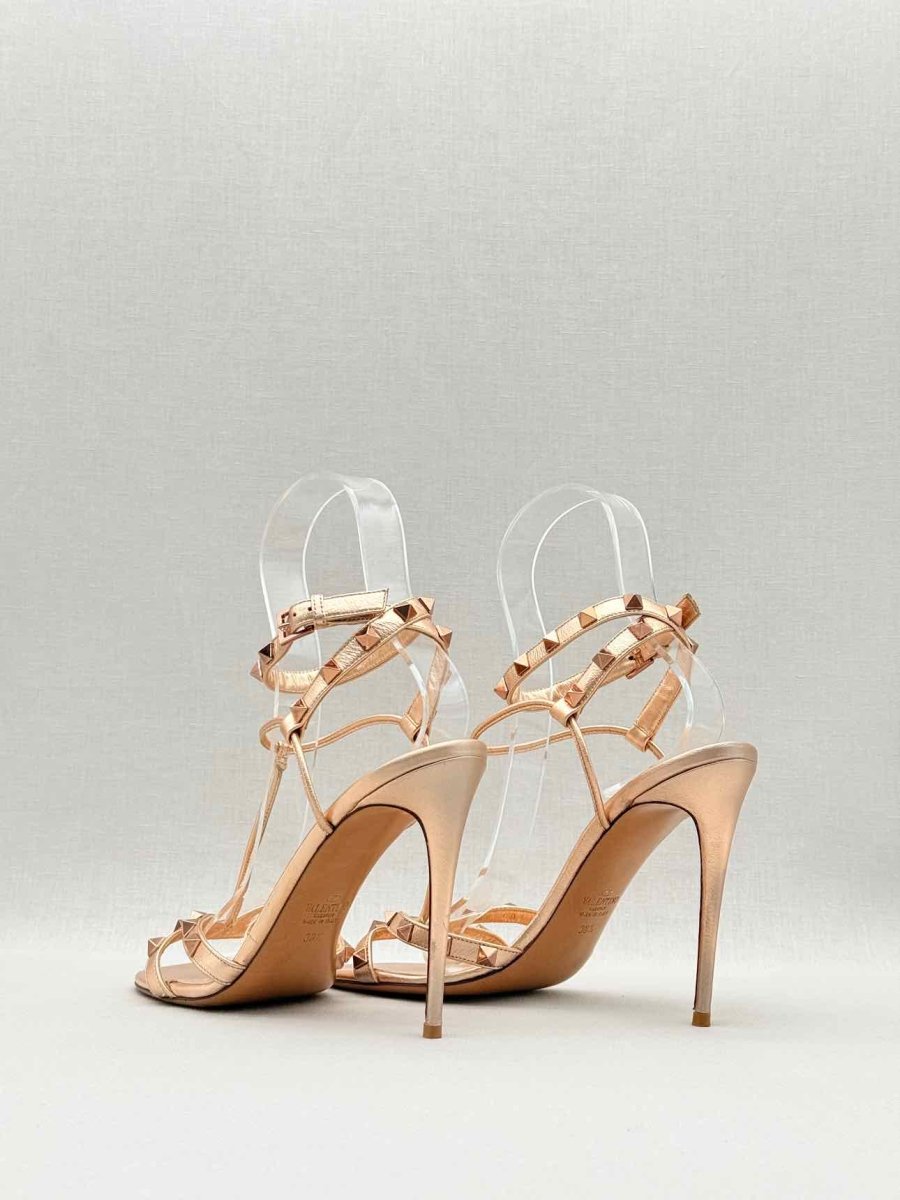Pre - loved VALENTINO Rose Gold Size EU 38.5 Heeled Sandals at Reems Closet