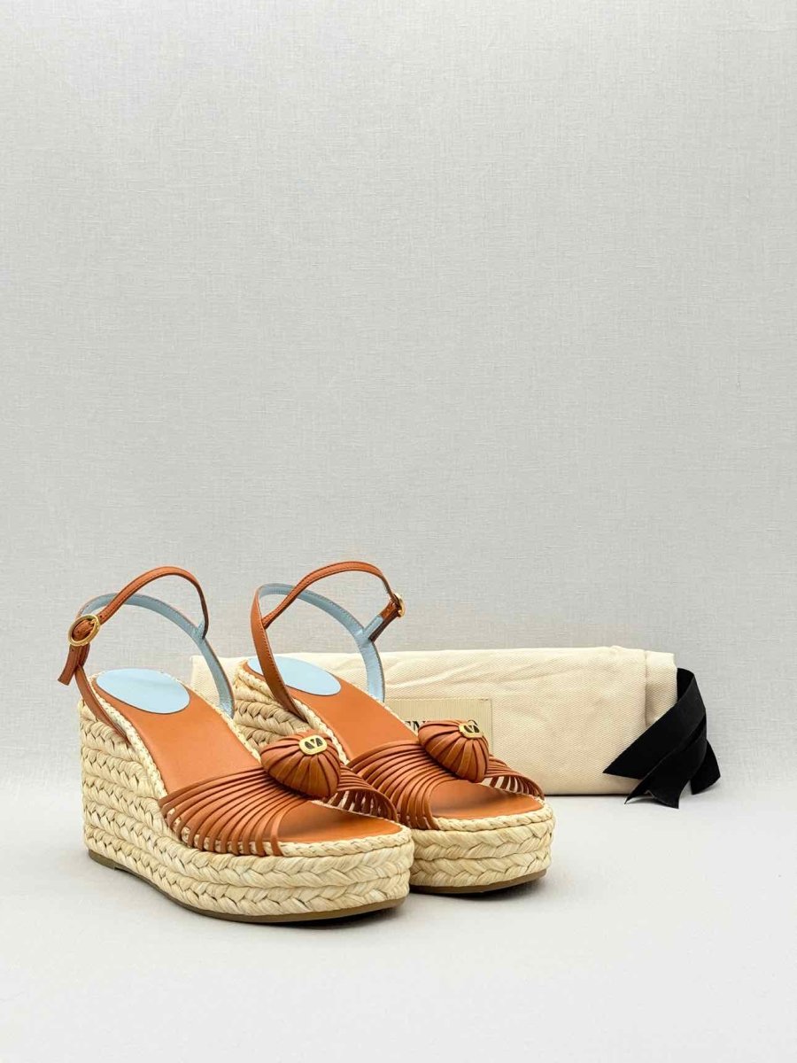 Pre - loved VALENTINO Royal Brown Size EU 37 Wedges at Reems Closet