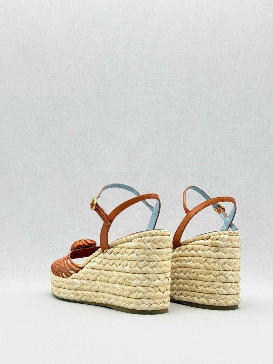 Pre - loved VALENTINO Royal Brown Size EU 37 Wedges at Reems Closet