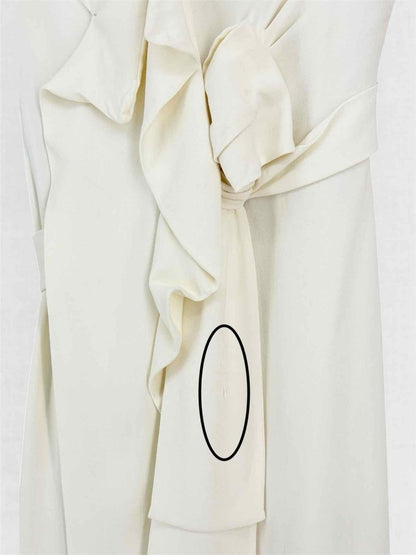 Pre-loved VALENTINO White Size US 6 Long Dress at Reems Closet