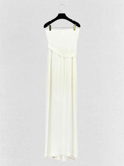 Pre-loved VALENTINO White Size US 6 Long Dress at Reems Closet