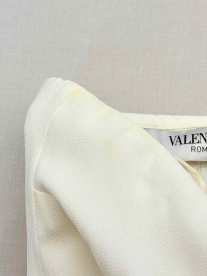 Pre-loved VALENTINO White Size US 6 Long Dress at Reems Closet
