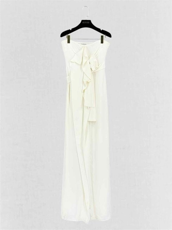 Pre-loved VALENTINO White Size US 6 Long Dress at Reems Closet