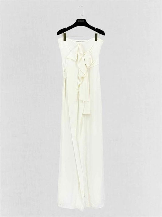Pre-loved VALENTINO White Size US 6 Long Dress at Reems Closet