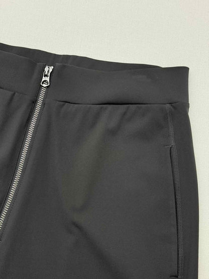 Pre-loved VARLEY Duxford Black Size Medium Pants at Reems Closet