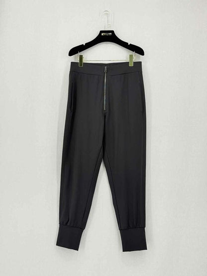 Pre-loved VARLEY Duxford Black Size Medium Pants at Reems Closet