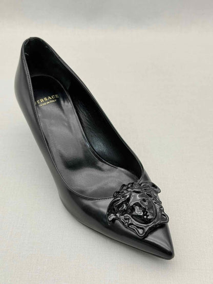 Pre-loved VERSACE Medusa Black Size EU 36 Pumps at Reems Closet
