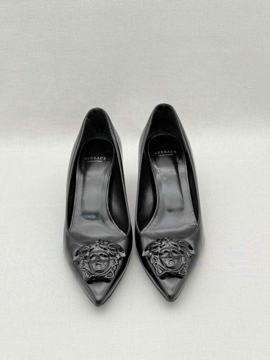 Pre-loved VERSACE Medusa Black Size EU 36 Pumps at Reems Closet