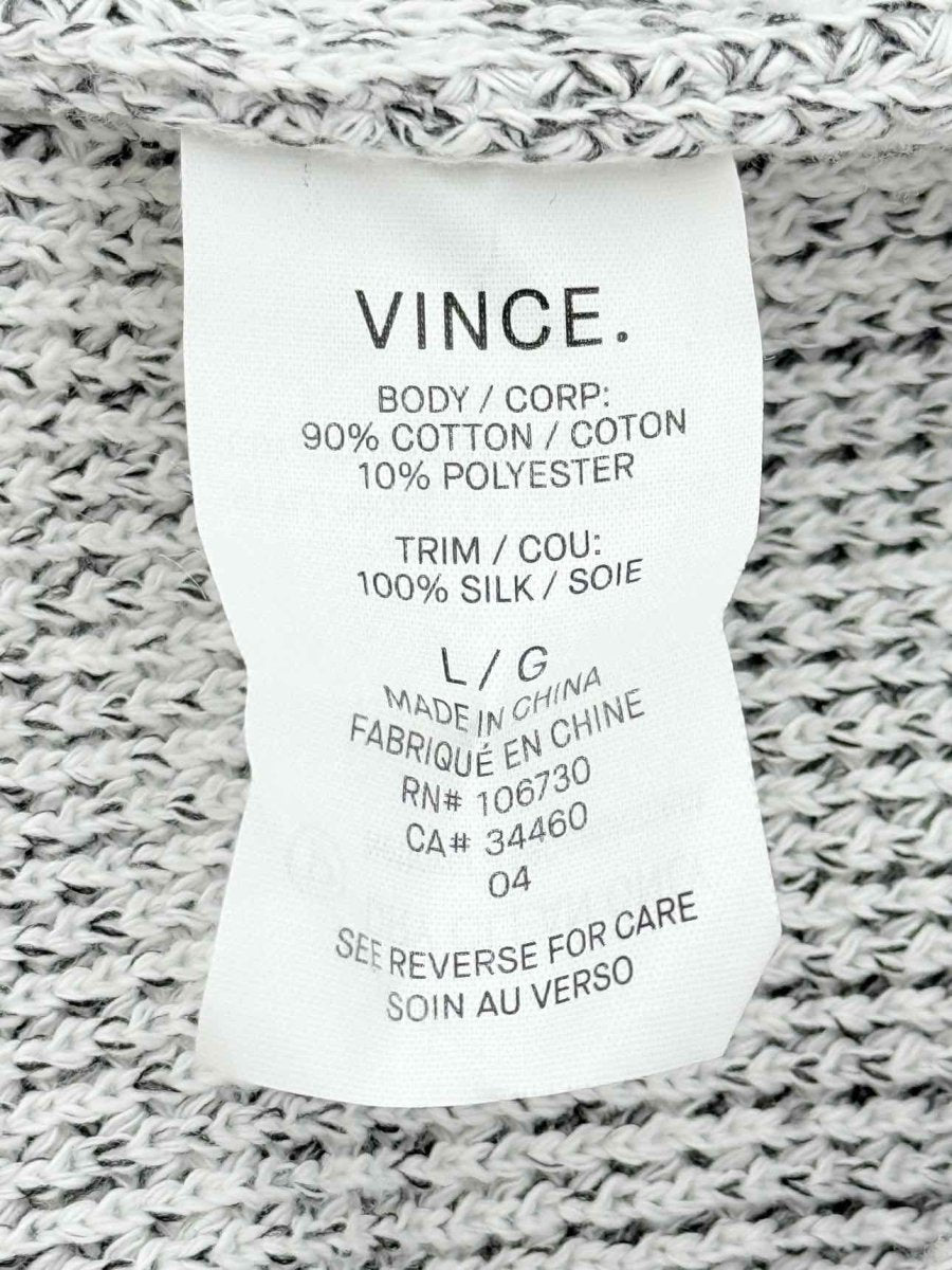 Pre - loved VINCE Black & White Size Large Sweatshirt at Reems Closet