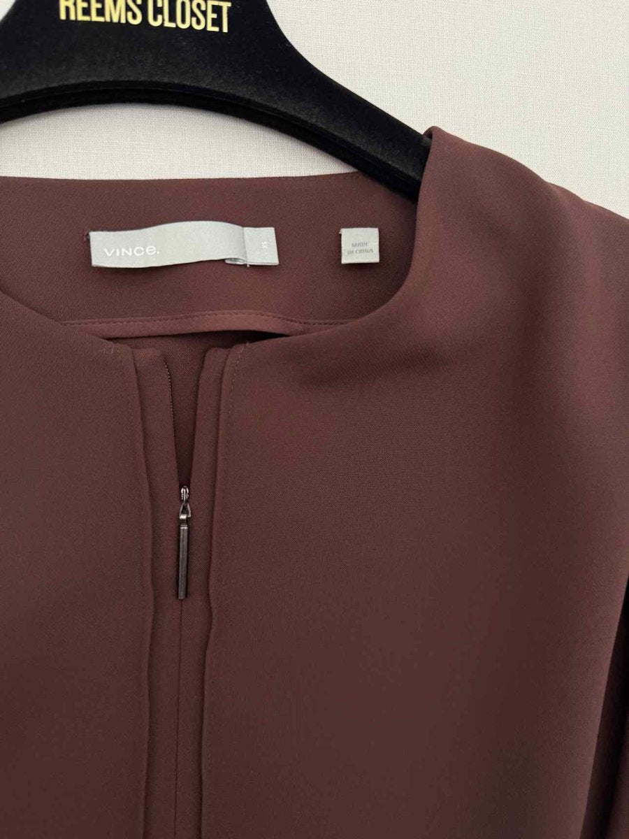 Pre-loved VINCE Cocoon Burgundy Size XSmall Knee Length Dress at Reems Closet