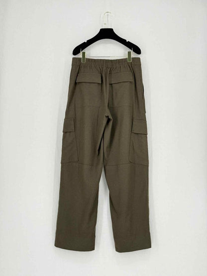 Pre - loved VINCE Khaki Size Medium Outfit Set at Reems Closet