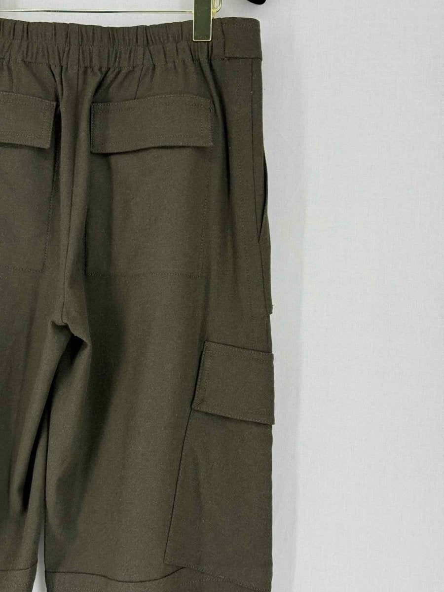 Pre - loved VINCE Khaki Size Medium Outfit Set at Reems Closet