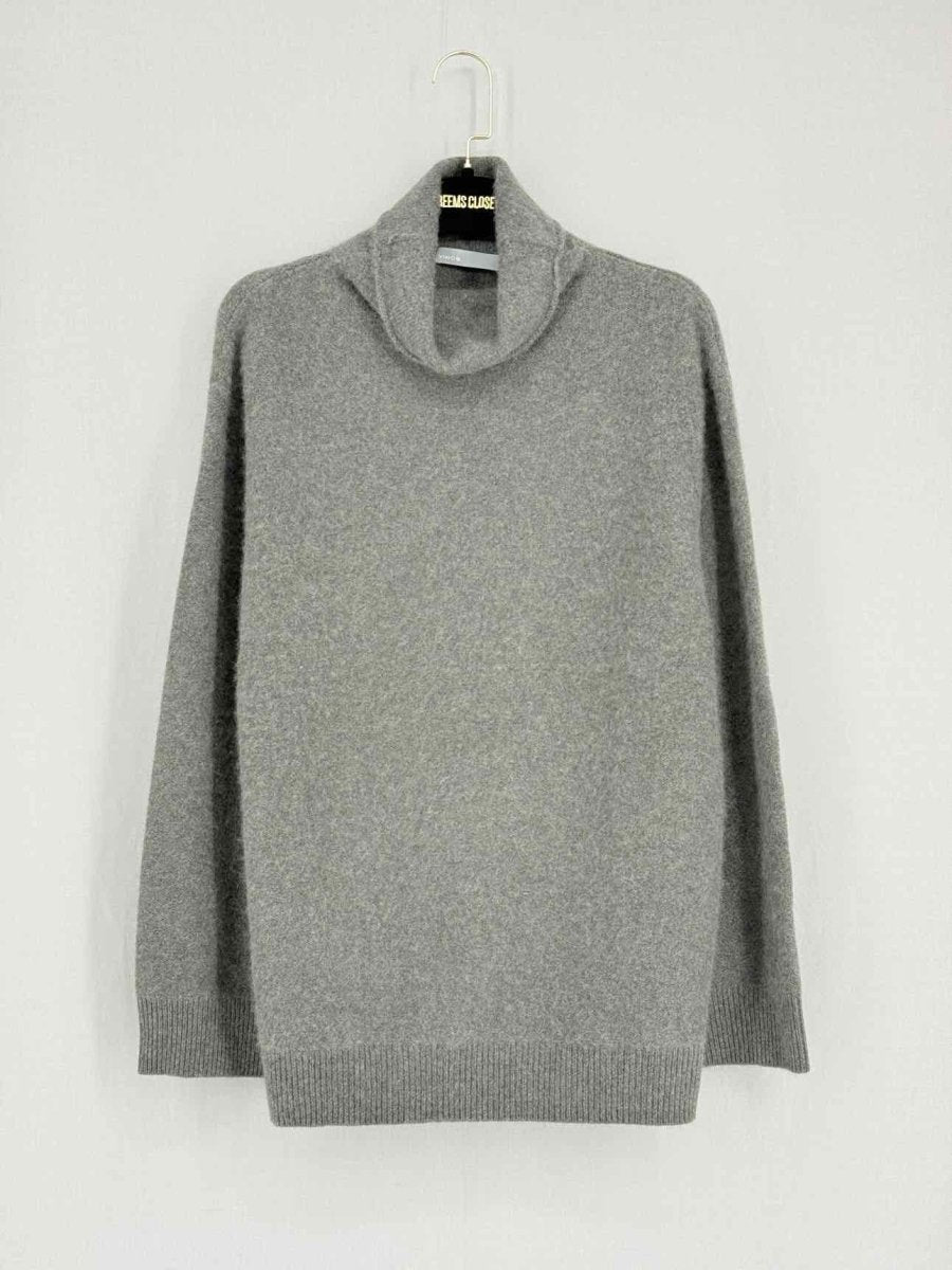 Pre - loved VINCE Khaki Size Small Sweater at Reems Closet