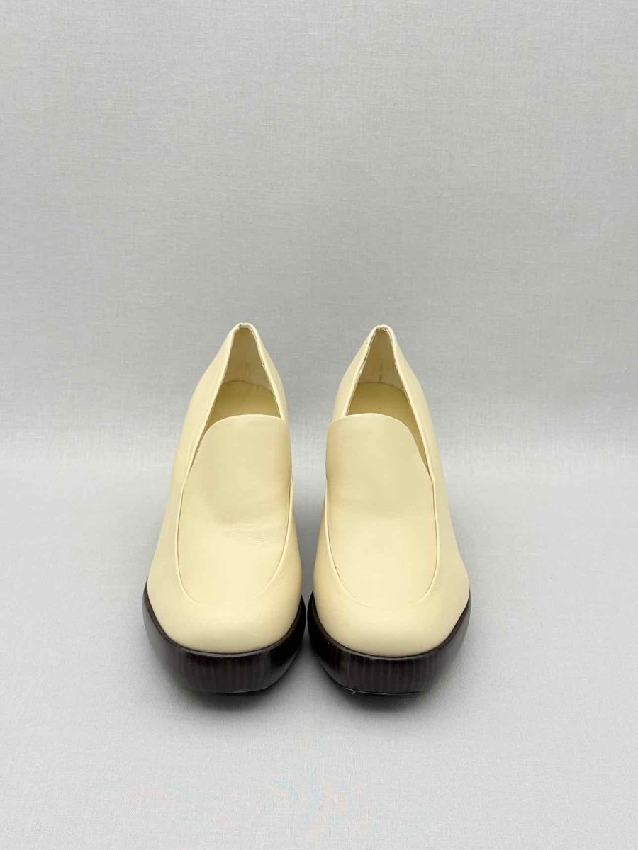 Pre - loved VINCE Narissa Cream Size EU 38.5 Loafers at Reems Closet
