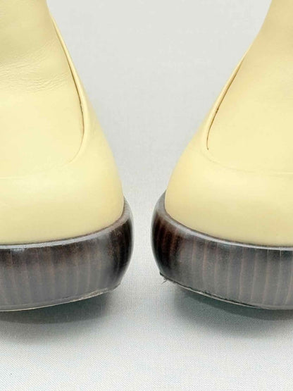 Pre - loved VINCE Narissa Cream Size EU 38.5 Loafers at Reems Closet