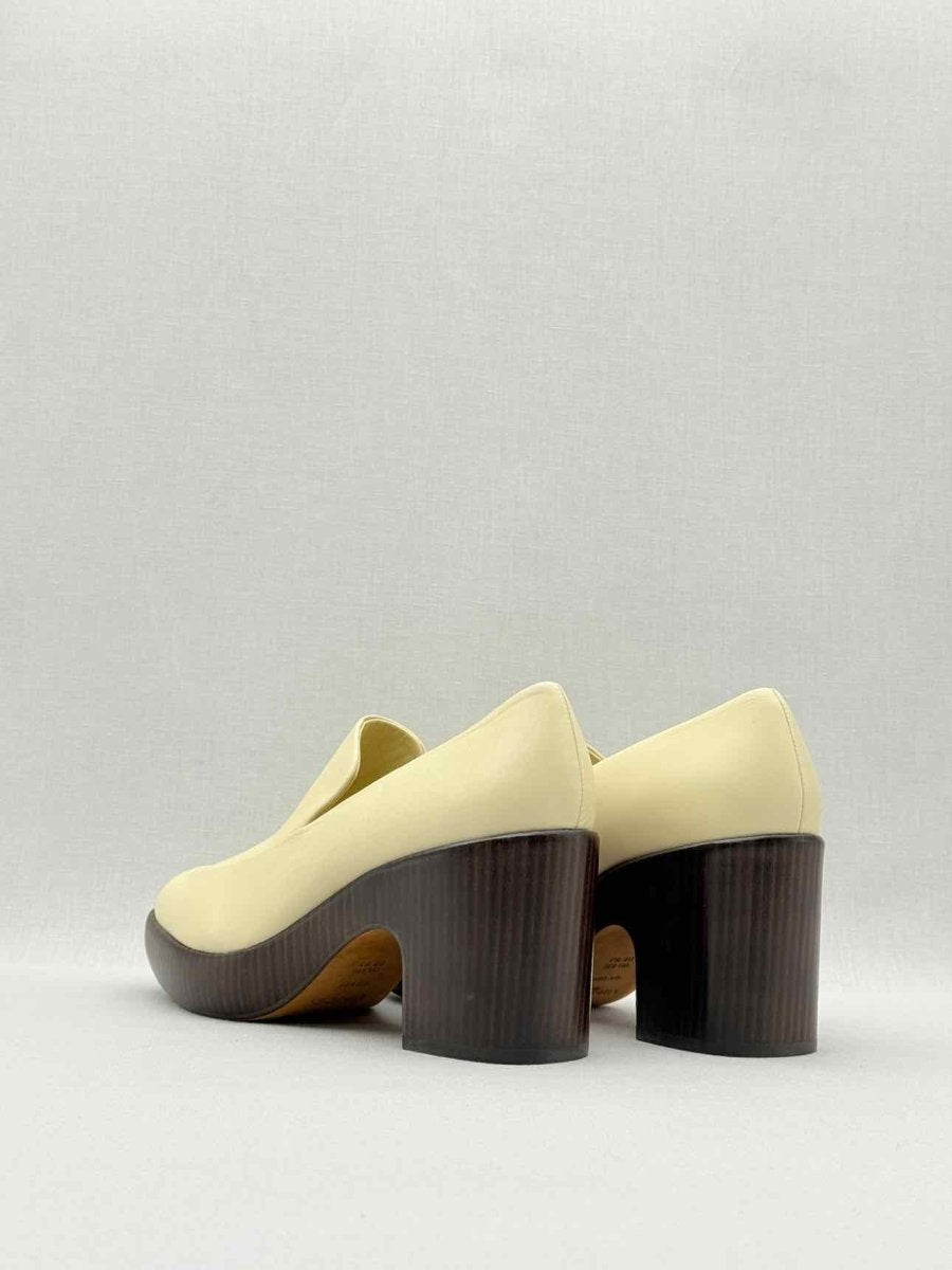 Pre - loved VINCE Narissa Cream Size EU 38.5 Loafers at Reems Closet